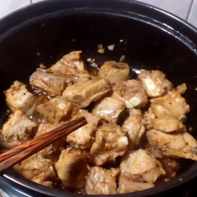 Bước 5 Kho sườn Sườn kho măng