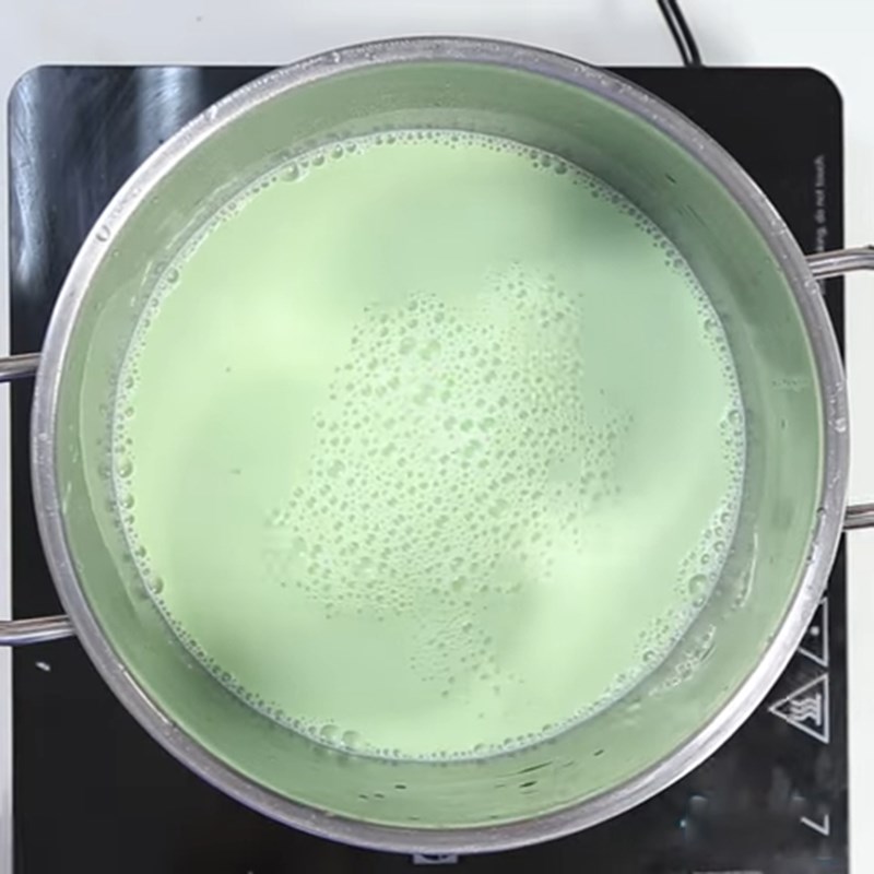 Bước 2 Làm hỗn hợp sữa chua Sữa chua lá dứa