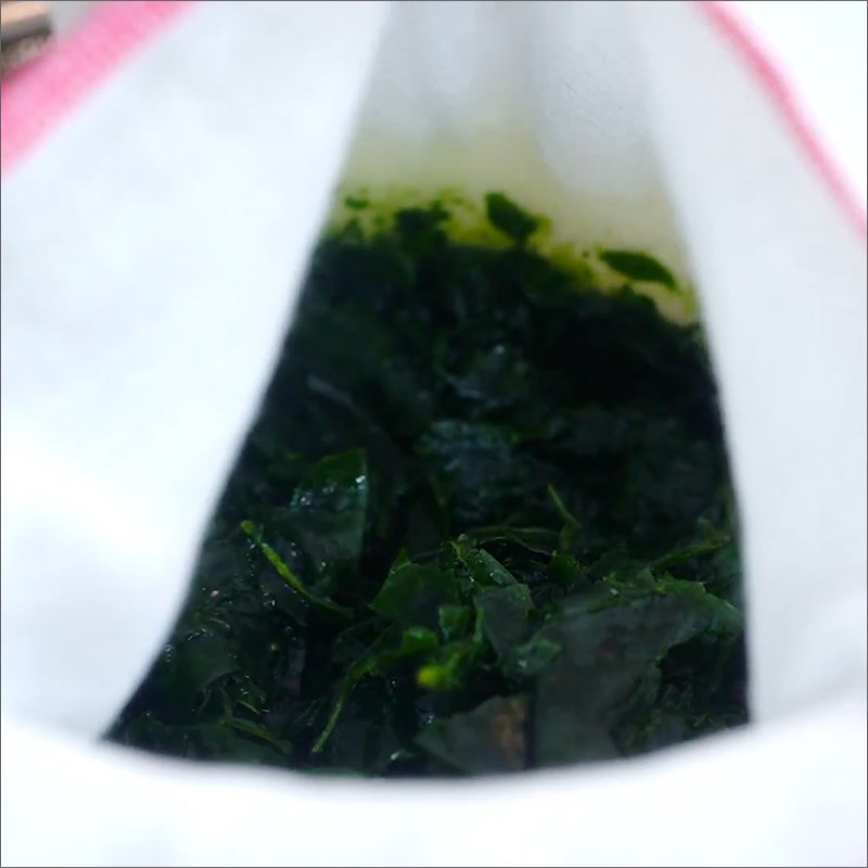 Bước 2 Lọc lá găng Thạch găng từ lá tươi