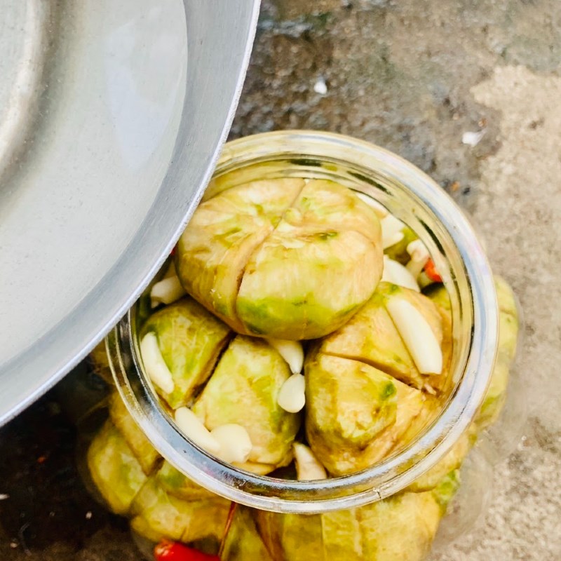 Bước 2 Muối vả Quả vả muối chua