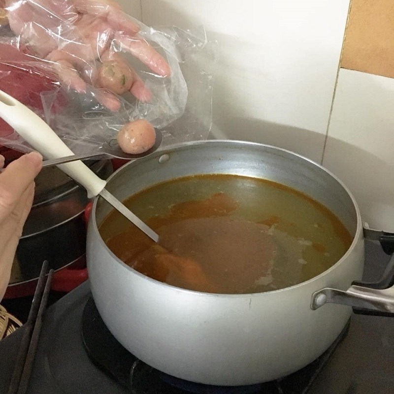 Bước 5 Nấu bánh canh Bánh canh gõ gáo dừa chả cá lăng