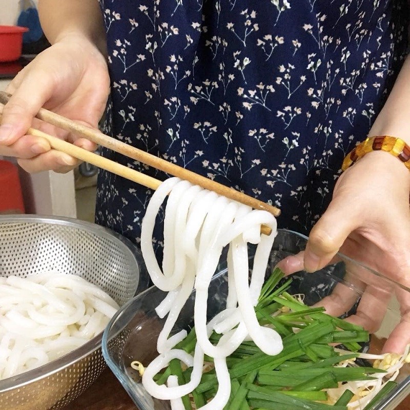 Bước 5 Nấu bánh canh Bánh canh gõ gáo dừa chả cá lăng