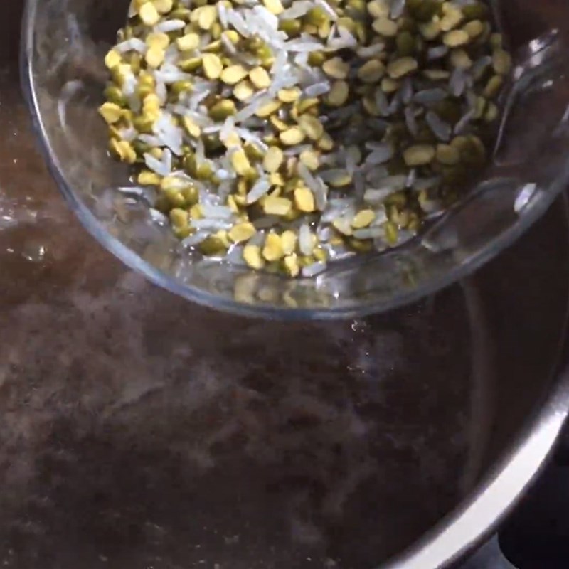 Bước 3 Nấu cháo Cháo sườn bò đậu xanh