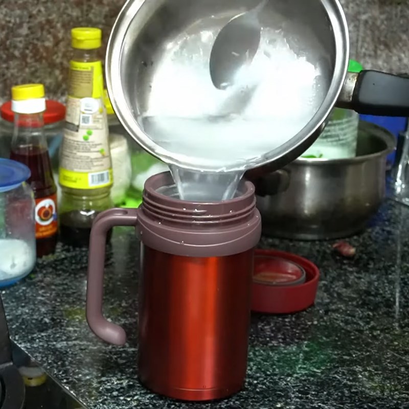 Bước 2 Nấu cháo Cháo trắng ăn dặm bằng bình giữ nhiệt