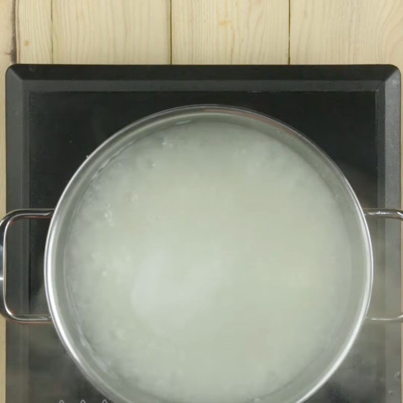 Bước 4 Nấu cháo cá hồi cà rốt Cháo cá hồi cà rốt