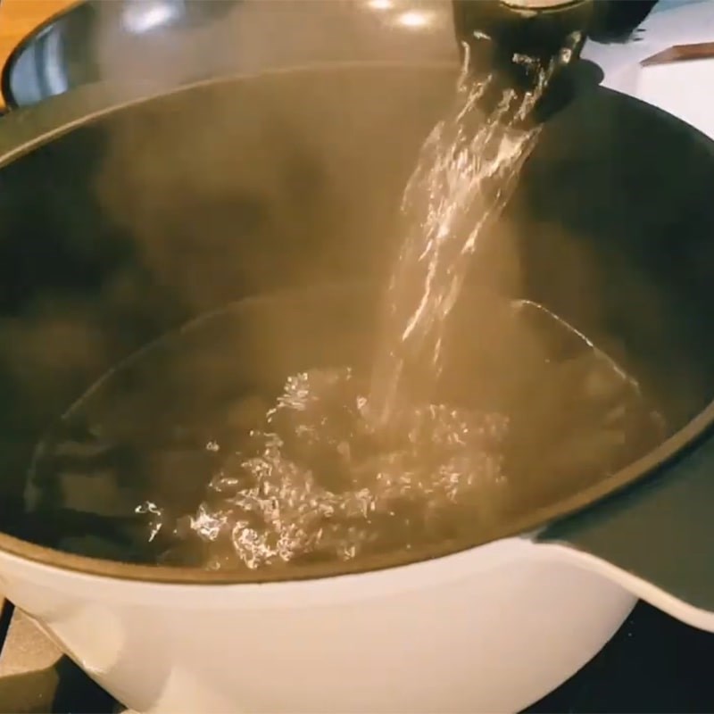 Bước 5 Nấu chè khoai môn cùng đậu xanh Chè khoai môn đậu xanh