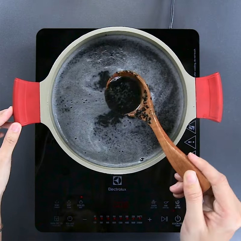 Bước 2 Nấu chín mè Sữa mè đen