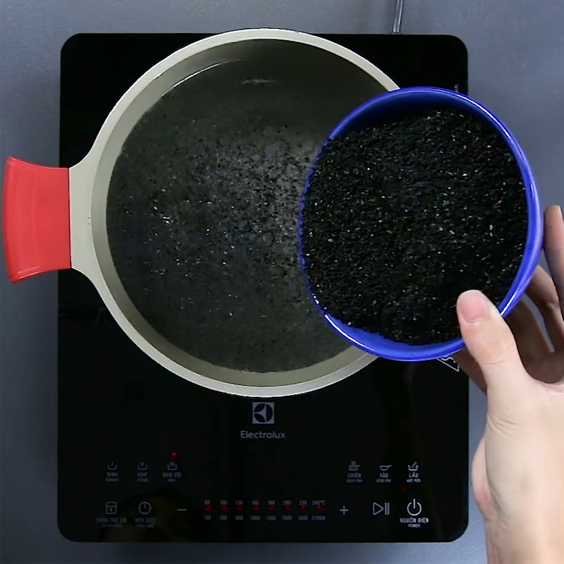 Bước 2 Nấu chín mè Sữa mè đen