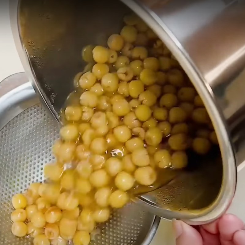 Bước 2 Nấu hạt sen Xôi cốm khô bằng nồi cơm điện