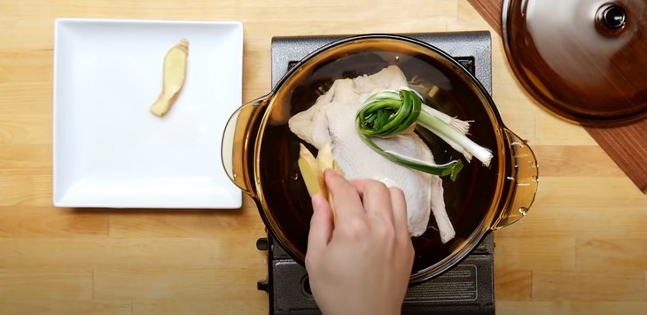 Bước 1 Nấu nước dùng Lẩu Tứ Xuyên