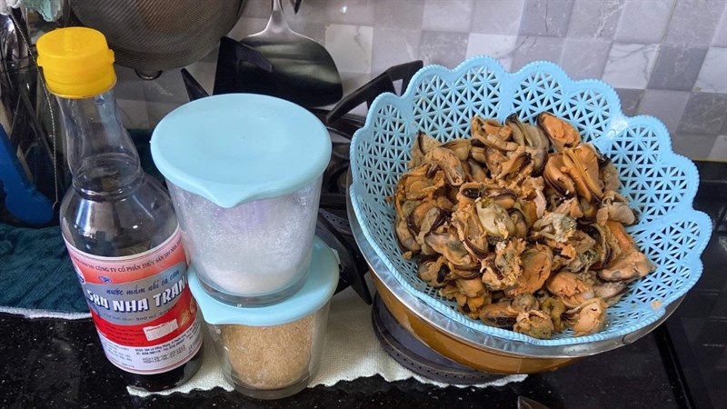 Nguyên liệu món ăn vẹm xanh xào sả ớt