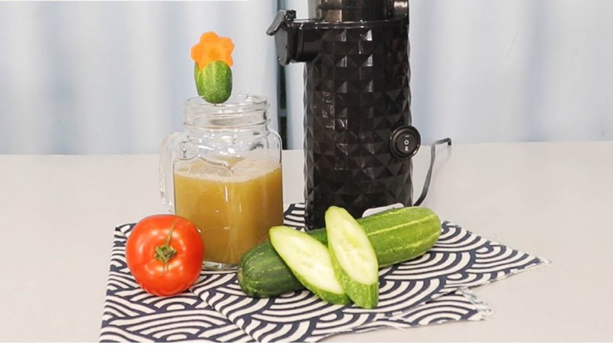 Nước ép dưa leo cà chua