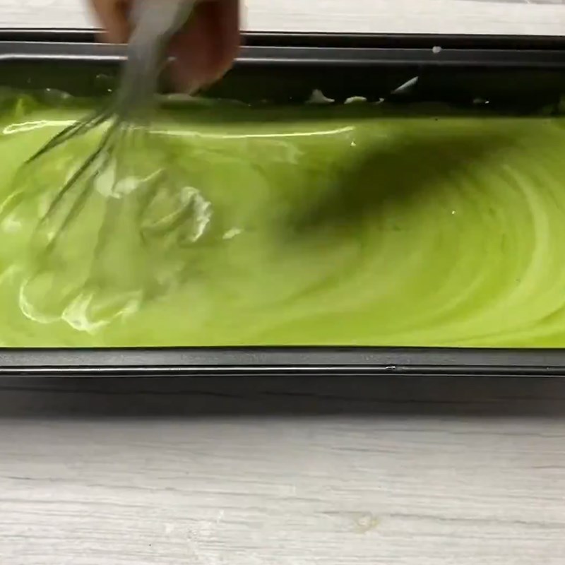 Bước 3 Pha màu Chè khúc bạch phô mai