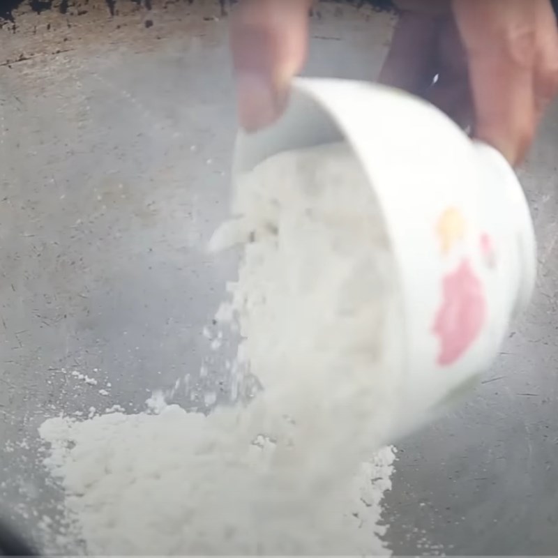 Bước 2 Rang bột áo Chè lam không cần mạch nha