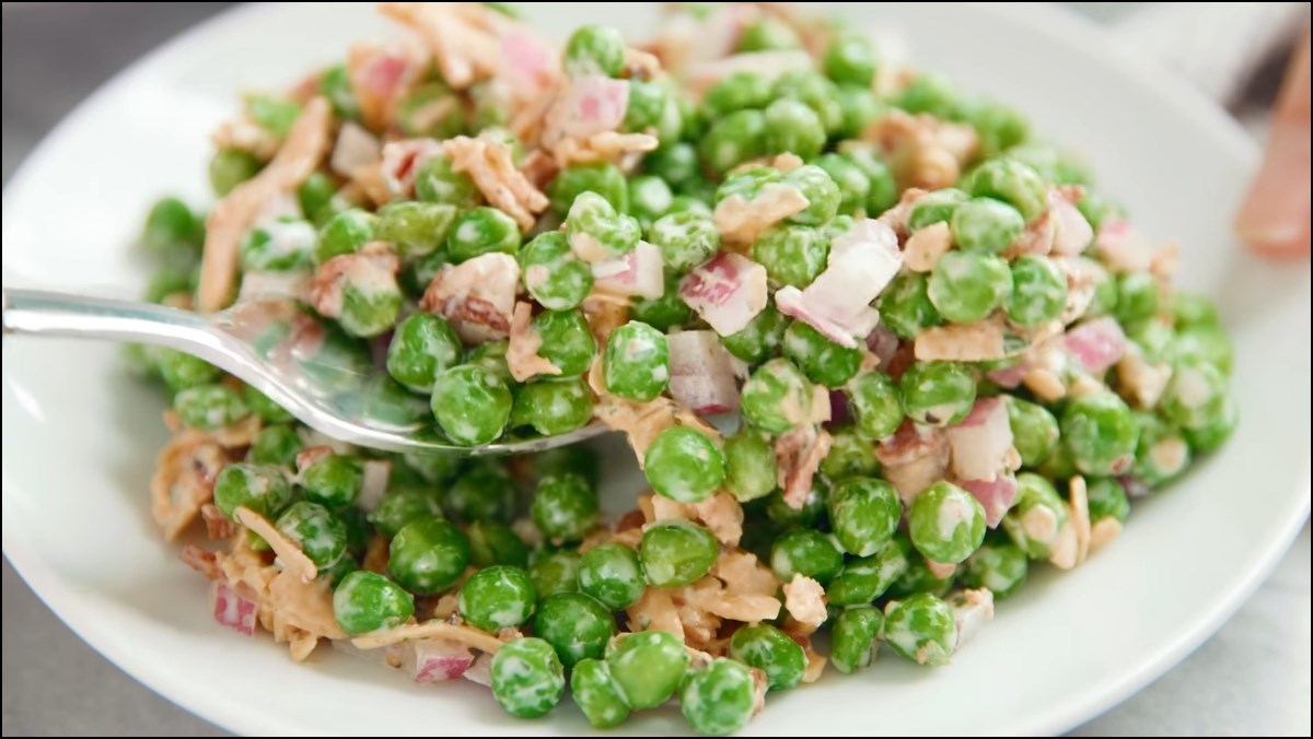 Salad đậu hà lan phô mai thịt xông khói
