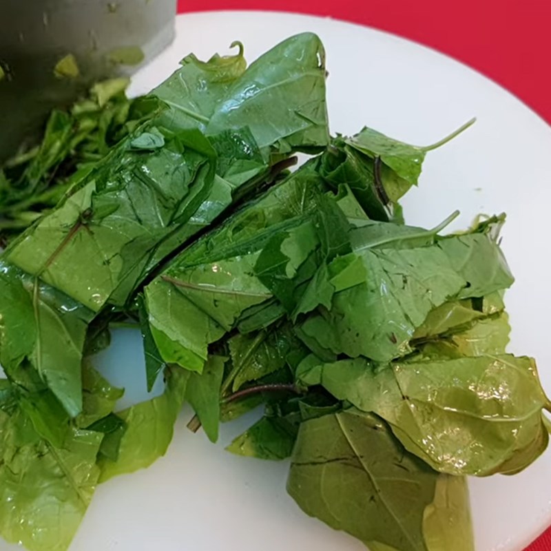 Bước 1 Sơ chế các nguyên liệu Thịt trâu xào lá cách nước cốt dừa