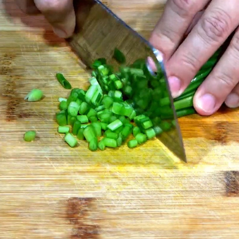 Bước 1 Sơ chế nguyên liệu Cá dứa kho tộ