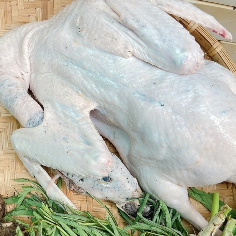 Bước 1 Sơ chế và ướp thịt vịt Vịt nấu khoai sọ
