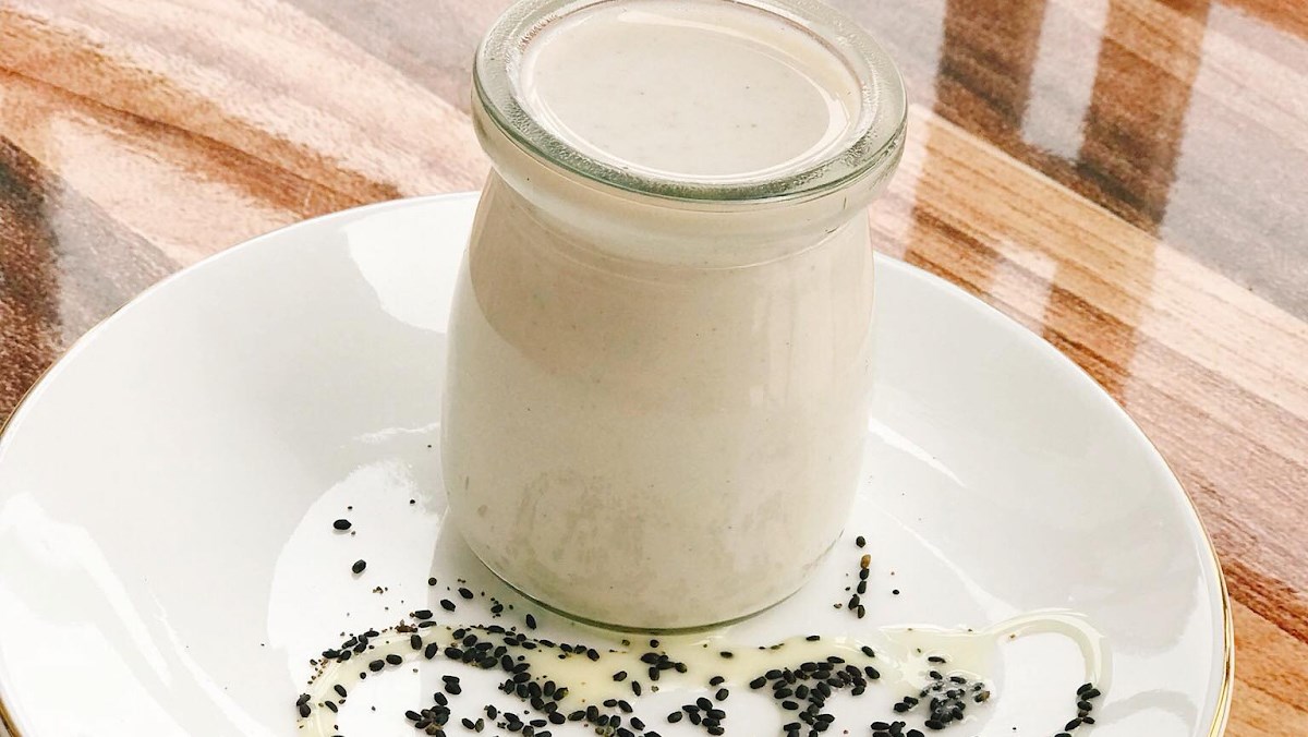 Sữa mè đen (công thức được chia sẻ từ người dùng)