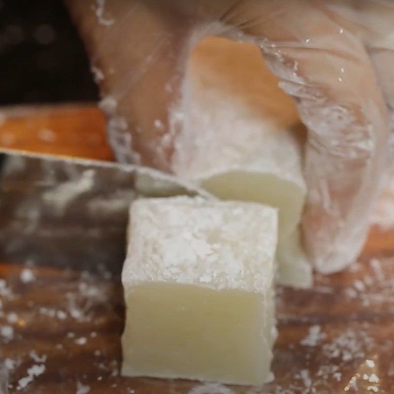 Bước 5 Tạo hình bánh hồng Bánh hồng truyền thống