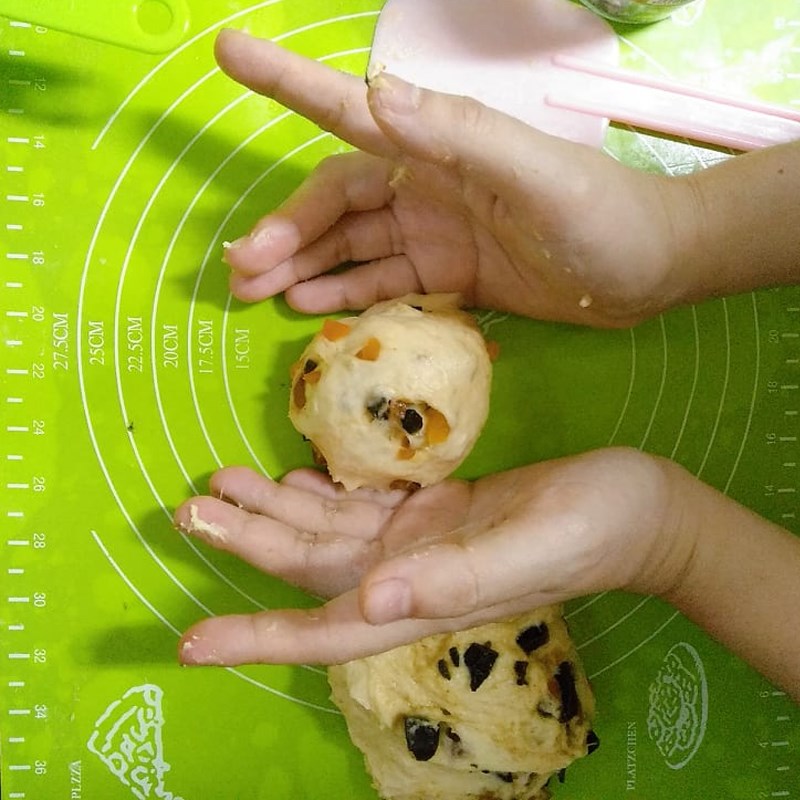 Bước 3 Tạo hình bánh và ủ bột lần 2 Bánh mì mứt trái cây sấy khô