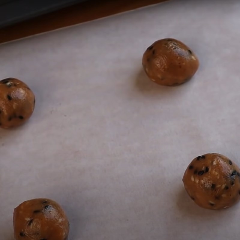 Bước 3 Tạo hình và nướng bánh Bánh chao