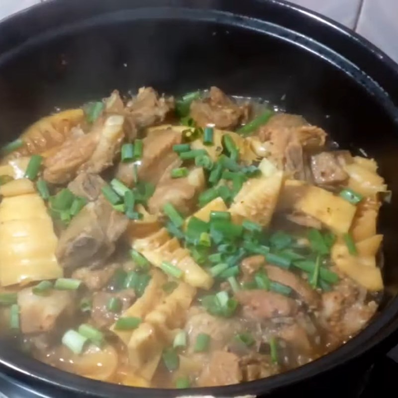 Bước 6 Thành phẩm Sườn kho măng