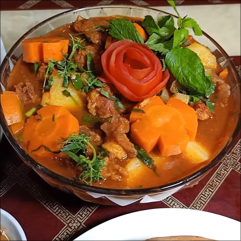 Bước 6 Thành phẩm Bò sốt vang với gấc