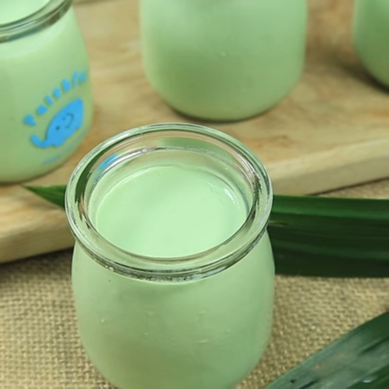 Bước 4 Thành phẩm Sữa chua lá dứa