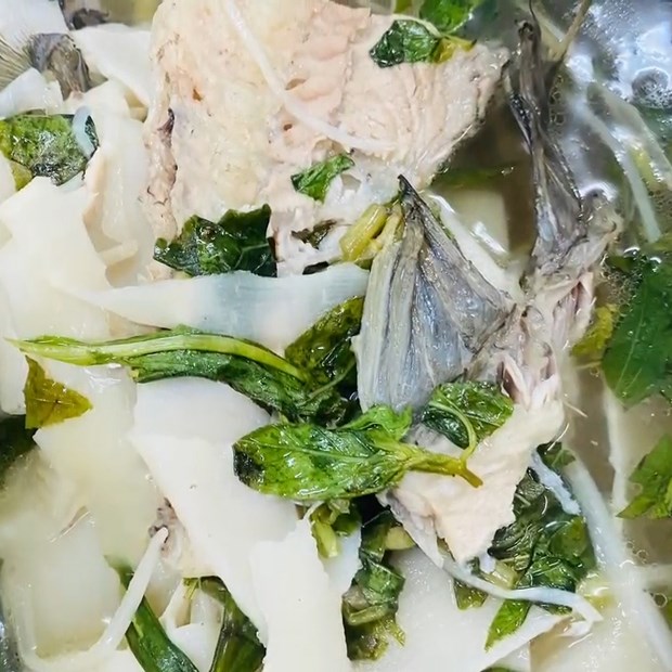 Bước 5 Thành phẩm Lẩu cá chép giòn măng chua