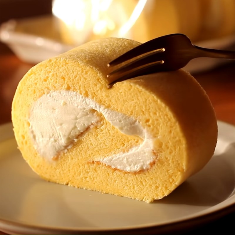 Bước 8 Thành phẩm Bánh chiffon cuộn kem