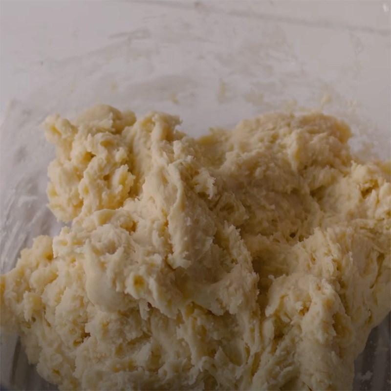 Bước 3  Trộn bột bánh Bánh mì trái cây Panettone