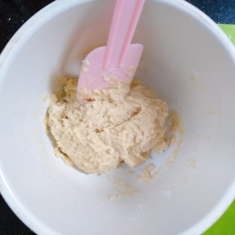 Bước 1 Trộn bột bánh Bánh mì mứt trái cây sấy khô