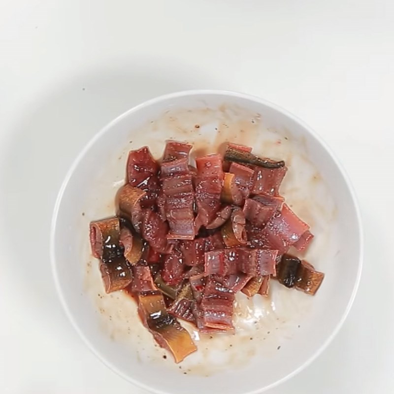 Bước 2 Ướp lươn Cháo lươn Singapore