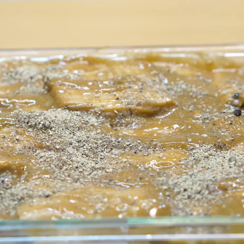 Bước 2 Ướp sườn non chay Khô cá tra chay (khô lăn phồng chay)