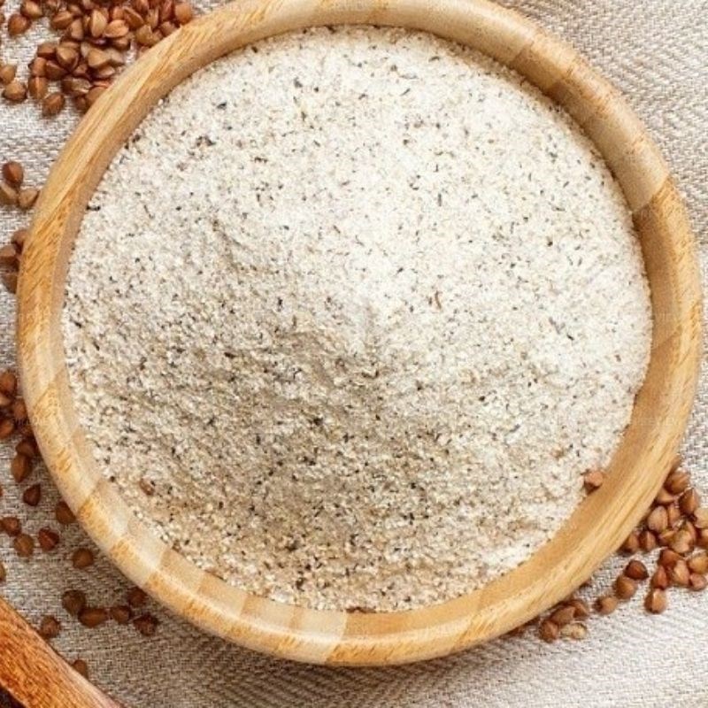 Bước 1 Xay hạt tam giác mạch thành bột Bánh tam giác mạch