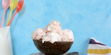 HomemadeWatermelonIceCreamIceCreamRecipesFoopla2 38screenshot 1200x676 1