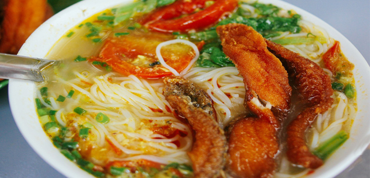 Cách nấu bún cá Hà Nội thơm ngon chuẩn vị, không tanh, ăn là mê 1 cach nau bun ca ha noi thom ngon chuan vi khong ta 14 760x367 1