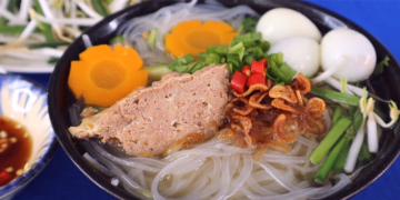 Hướng dẫn nấu món hủ tiếu cua tại nhà đơn giản và thơm ngon khó cưỡng 16 cach nau mon hu tieu cua tai nha don gian thom ng 16 760x367 1