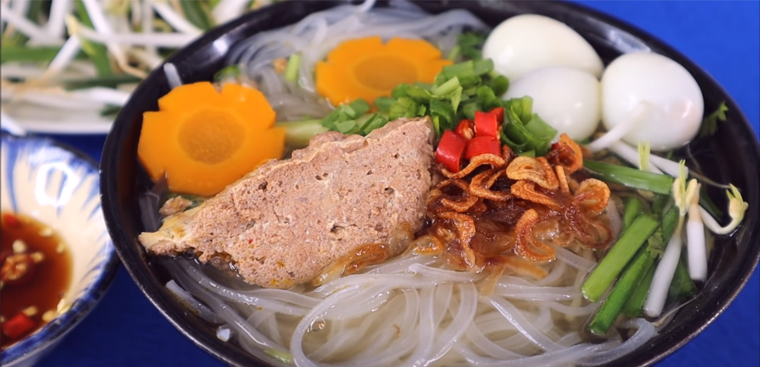 cach nau mon hu tieu cua tai nha don gian thom ng 16 760x367 1