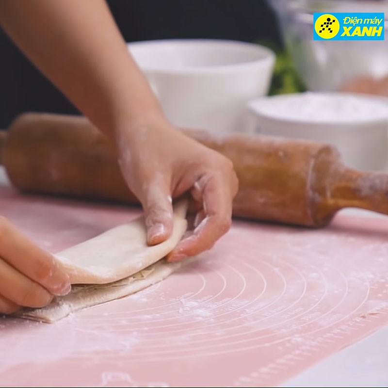 Bước 6 Cắt và trụng mì Mì Ý gà giòn sốt kem