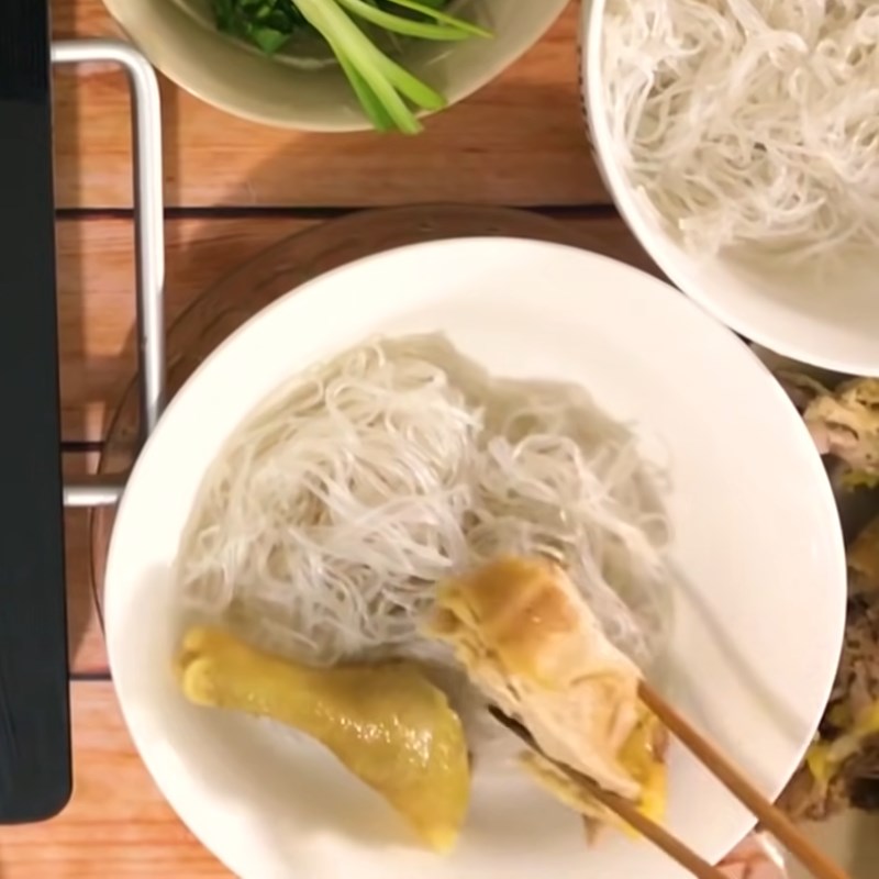 Bước 6 Hoàn thành Miến măng gà