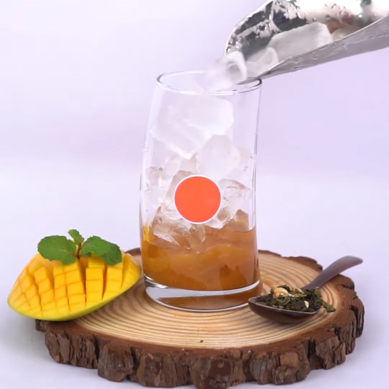 Bước 4 Hoàn thành Trà sữa mứt xoài