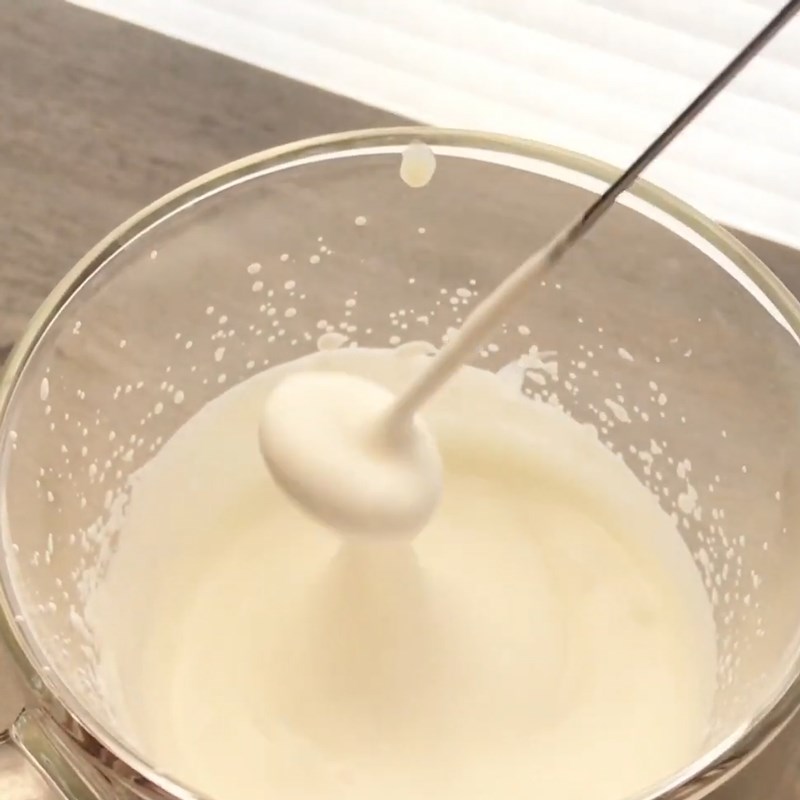 Bước 4 Làm hỗn hợp kem sữa Trà sữa mochi