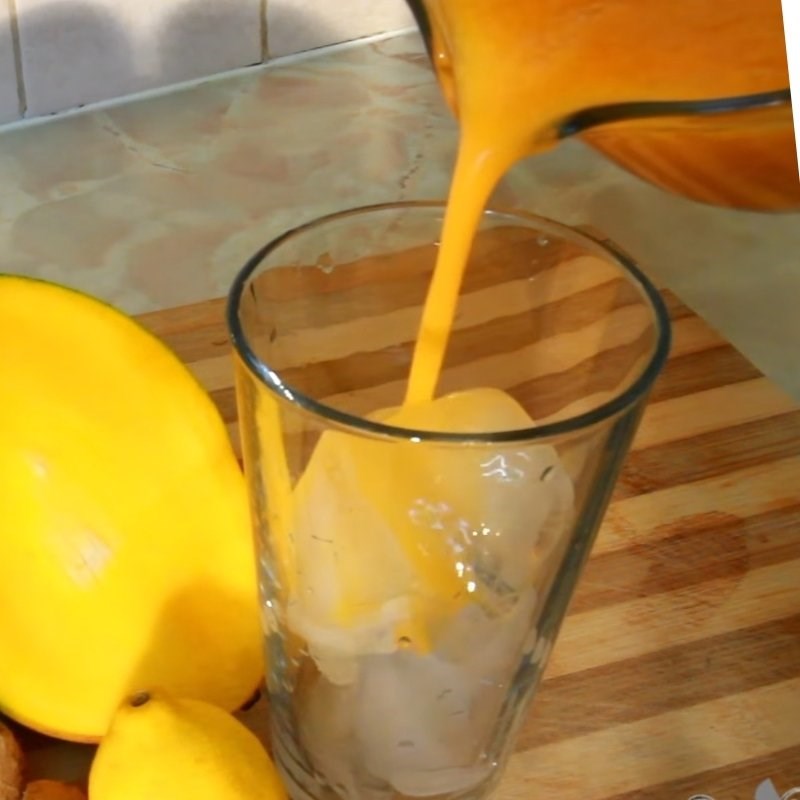Bước 3 Lọc nước ép xoài cà rốt Nước ép xoài cà rốt