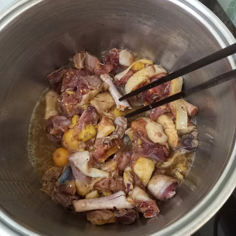 Bước 4 Nấu miến măng gà Miến gà măng tươi