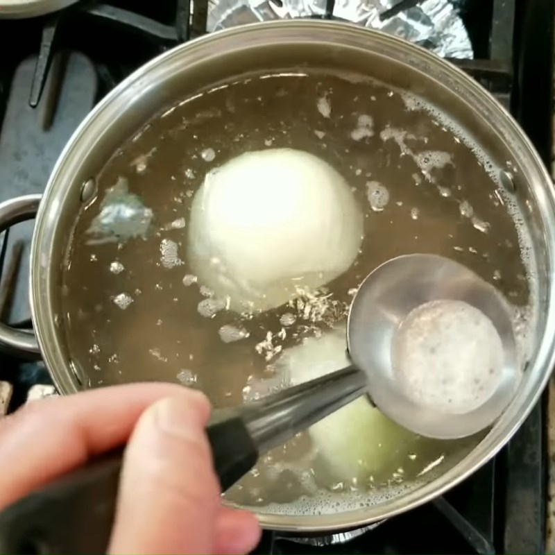 Bước 4 Nấu nước dùng Bánh canh hải sản