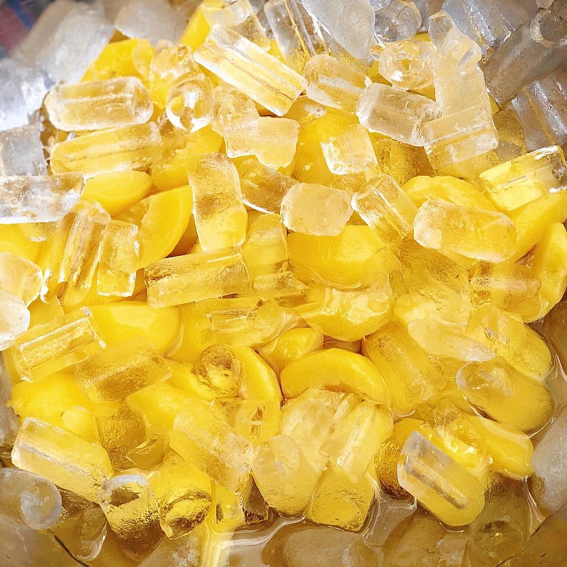 Bước 2 Nấu nước đường phèn Đào ngâm đường phèn (công thức được chia sẻ từ người dùng)