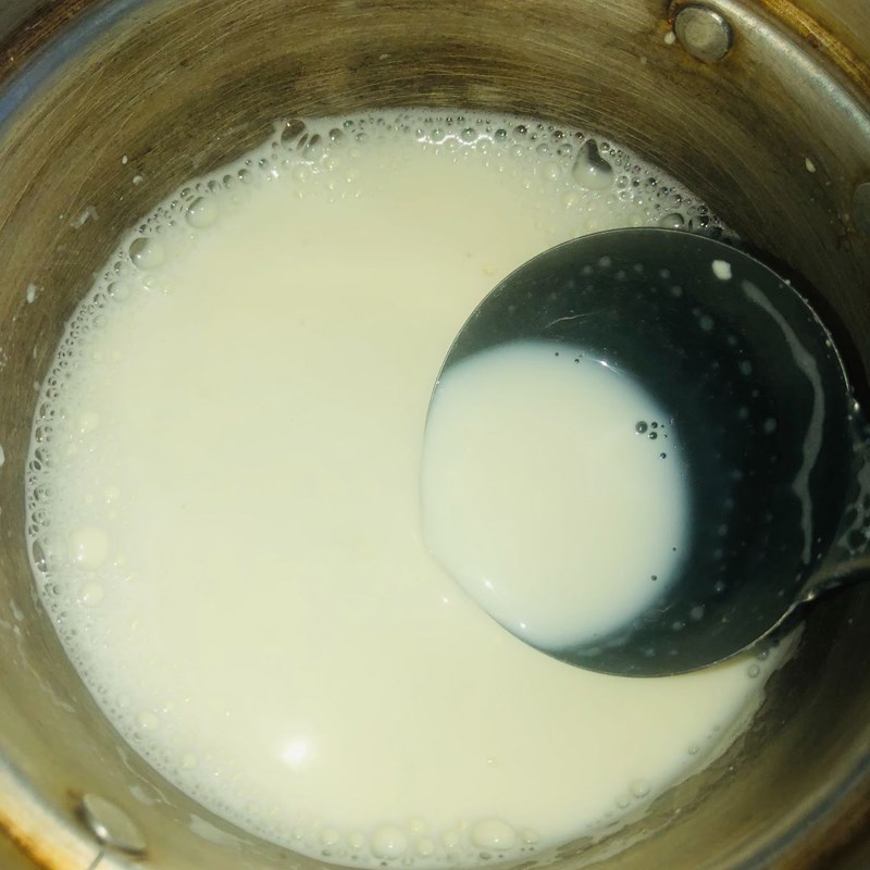 Bước 2 Nấu phô mai Sữa chua phô mai nha đam