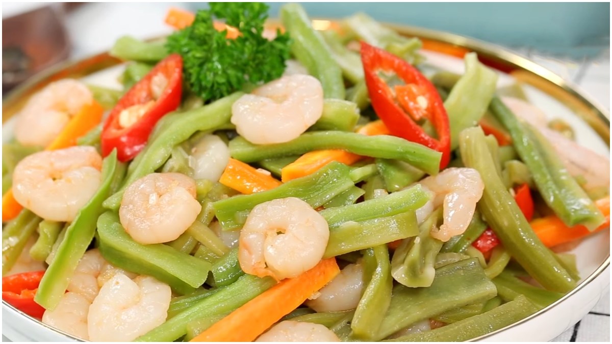 Rau tiến vua xào tôm